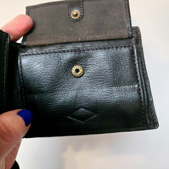 3 For 25 ❤️🥳  Fossil Easton Men’s Leather Travel Wallet – GUC – 10cm x 10cm** - Picture 6 of 6